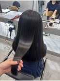 髪質改善トリートメントで、まとまりのある扱いやすい髪へ