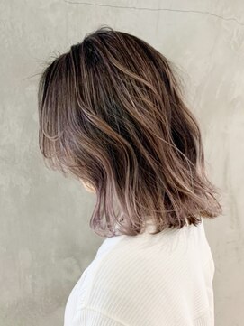 アイティー バイ アルバム 中野店(IT by ALBUM) ラベンダーグレージュ_ローライトスリークボブ_ba287192