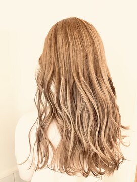 ネオリーブ クタ 町田店(Neolive kuta) ミルクティーベージュ/デザインカラー【町田】