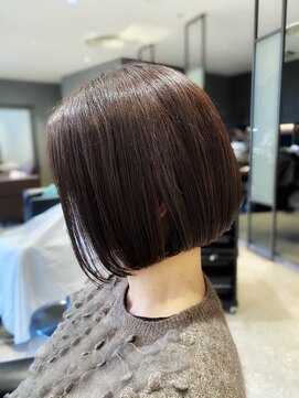 ウノプリール 西梅田ハービスプラザ店(uno pulir) KENボブスタイル