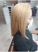 プラチナブロンド