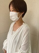 リィベ(Liibe)&nbsp;センターパート/ハンサムショート/ウェットスタイリング