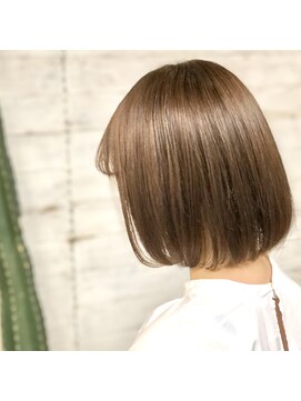 ノーマルヘアー(NORML HAIR) 超音波ケアカラーうるつやボブ