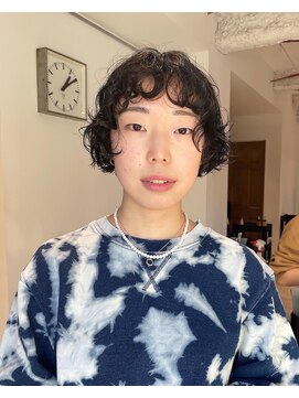 ナループロアツム(Nalu pu loa Tsum) くせっ毛風ショートパーマ