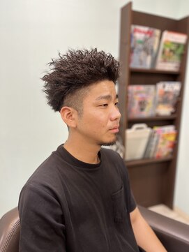 エイチアンドシーヘア(H&C HAIR) メンズツイストパーマ