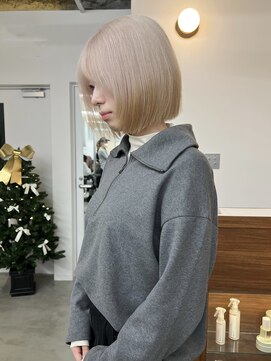 リヴ ウメダ(LIV umeda) ホワイトベージュ/ブリーチ/ダブルカラー【梅田】