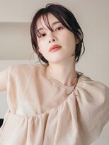 ミット バイ ツリー 吉祥寺(mit by tree)&nbsp;くすみベージュ韓国風巻きヘアアレンジ大人女子ウルフレイヤー