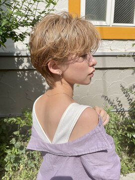 リベルタ 下北沢(liberta) ハンサムショート×柔らかベージュ