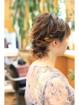 キャノン(CANNON) 肩上ボブゆるふわぁアレンジ