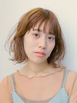 スリー スタンド(THREE STAND) 20代30代40代◎小顔 無造作カール アッシュベージュ小顔