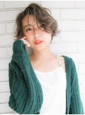 ハンサムショート　かきあげ無造作ヘア