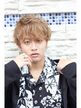 ライフトーキョー(Life tokyo) 襟足スッキリのムービングマッシュショートレイヤー