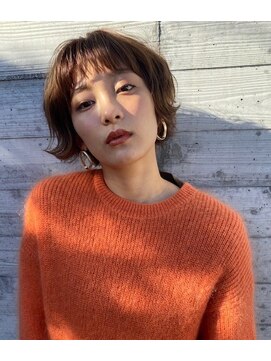 ヘア アンド メイク アートレス(Hair and Make Art less) 切りっぱなしショート
