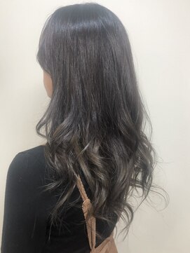 モ ディープ 泰夢(mo’Deep 泰夢) ロイヤルアッシュグラデーション