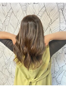 アローズ 荒尾店(arose) 10代20代30代☆大人可愛いゆるふわハイライトカラー