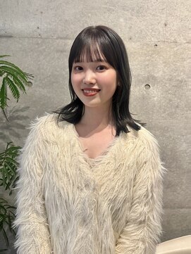 ローウェ 表参道(Louwe) グレージュカラー