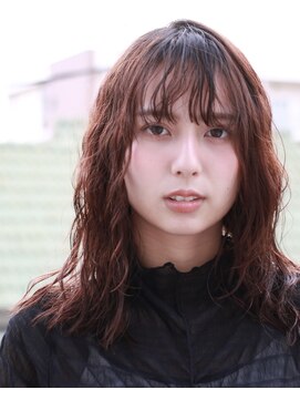 ティア ヘアデザイン(Theia hair design) おしゃれ映え必死のセミロング