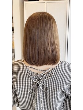 ヴィアスヘアー(vias hair) 赤味を抑えたい方に◎ミディアムボブ×カーキベージュ