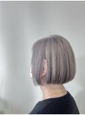 グレイヘアを活かしたカラーヘア