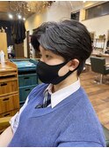 「周りと差がつく」メンズフェザーショートカット