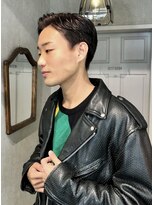 イェン(Yen.)&nbsp;サイドパート　ポンパドール　アッシュブラウン