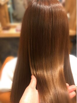 ムオン 春日原(muon)の写真/《ツヤ美髪へ導くTOKIOトリートメント》髪にハリとコシを与え、まとまりのある美しい髪に仕上げます。