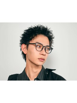 《全年代に人気の短髪スタイル》「ツイスパ×スパイキーショート」で抜け目ないカッコよさを＊[天神大名]