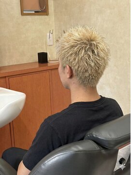 クリスタル(Cristal) スパイキーショート