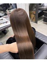 ローウェ 渋谷(Louwe) ベージュ×ストレート【suzuka】