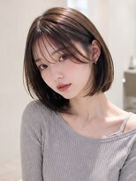 オンフ(ONFFO)&nbsp;丸みボブ 切りっぱなしボブ グレージュ 透明感カラー 20代