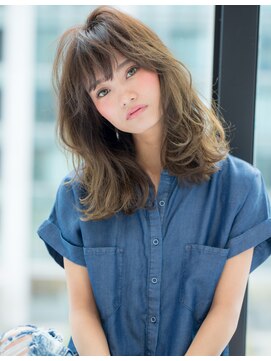 アズーア ヘアーアンドスパ(azure hair&spa) ふんわりトレンドミディ