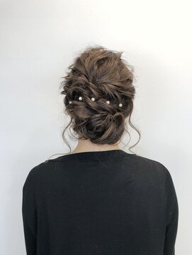 アヤナ バイ アヤラ(ayana by ayala) 【ayana by ayala 浦安 美容室】大人可愛いお呼ばれヘアセット♪