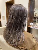 ラウブロッサム 大宮西口店(Lau Blossom)&nbsp;【Lau Blossom 入江】ハイライト　シルバーグレージュ