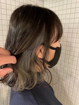 プレゼンス ネイヴィ(PRESENCE NAVY) ミディアム/ダークアッシュ/ロブヘア/鎖骨ミディアム