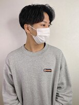 アンダーバーホワイト(_WHITE)&nbsp;センターパートパーマ