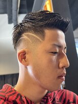 バーバー スタジオ ラフテル(Barber Studio RAFTEL)&nbsp;モヒカンスタイル