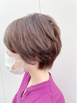 ルーファス 恵比寿 渋谷(Ruufus) 40代白髪ぼかしハイライトショート【Ruufus恵比寿渋谷】202203