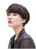 大人かわいい重めバングのおしゃれショート