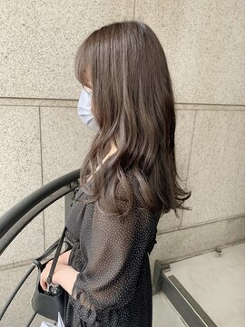 ミラレスカ 栄(MIRA RESCA) 透明感グレージュカラー