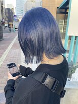 ヘアーメイクオズ(hair make O/S)&nbsp;《kaito》ネイビーカラー × ぷつっとボブ