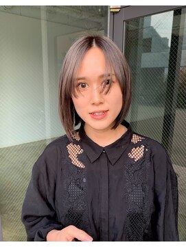ファミリィ (PHAMILEE) アンニュイ前髪ボブ