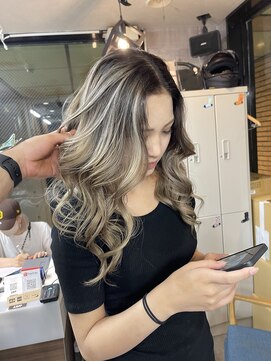 ラフ(LAFF) #バレイヤージュ#グレージュカラー#ボブウルフ#ココアベージュ