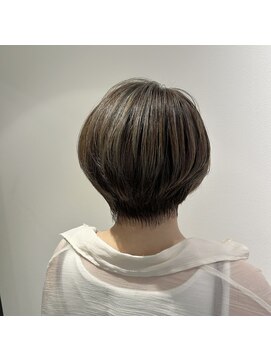 リュネッツ あざみ野店(lunettes) 【白髪ぼかし】ハイライトマットグレージュ×ショートボブ