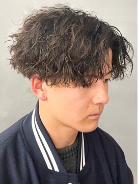 バース バイ ハピネス(BIRTH by happiness) 奈良men'sツイストスパイラルパーマセンターパート