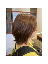 エルサフィロ キタハマ(el zafiro kitahama)&nbsp;20×30×40代×ブラウンカラー×ショート外ハネ×くびれヘア