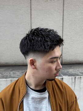 ダムディートウキョウヘアーラウンジ 上野店(DAMDEE TOKYO hair lounge) ピンパーマ×フェード