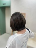 赤み少なめ《オリーブベージュ》