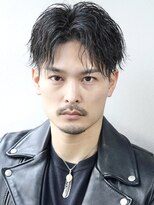 アイトーキョーリタ 渋谷(AI TOKYO Rita)&nbsp;ルーズ波巻きツイストスパイラルパーマセンターパート