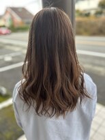 ミリー(Mily) ゆるふわセミロング