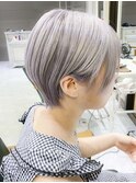 耳掛けショート大人可愛いヘア/ホワイトシルバーカラー